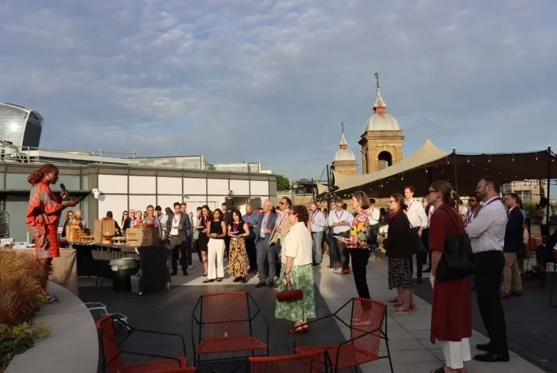 outdoor event group of attendees