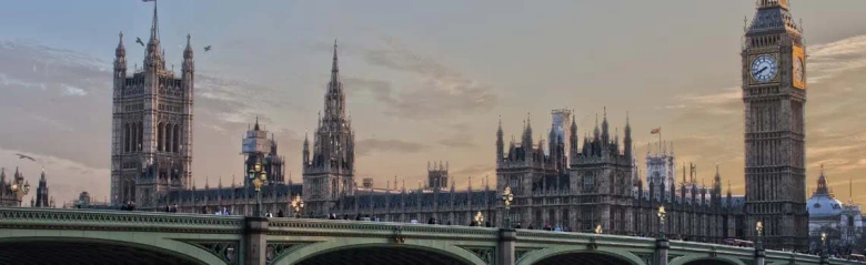 Westminster Bridge and the Houses of Parliament at dusk in London