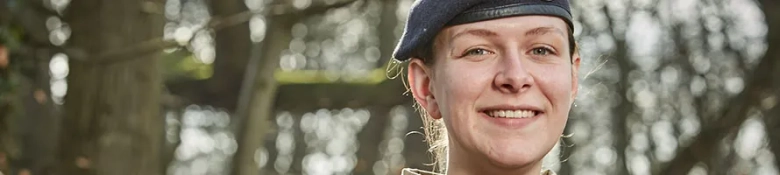 A female Army officer