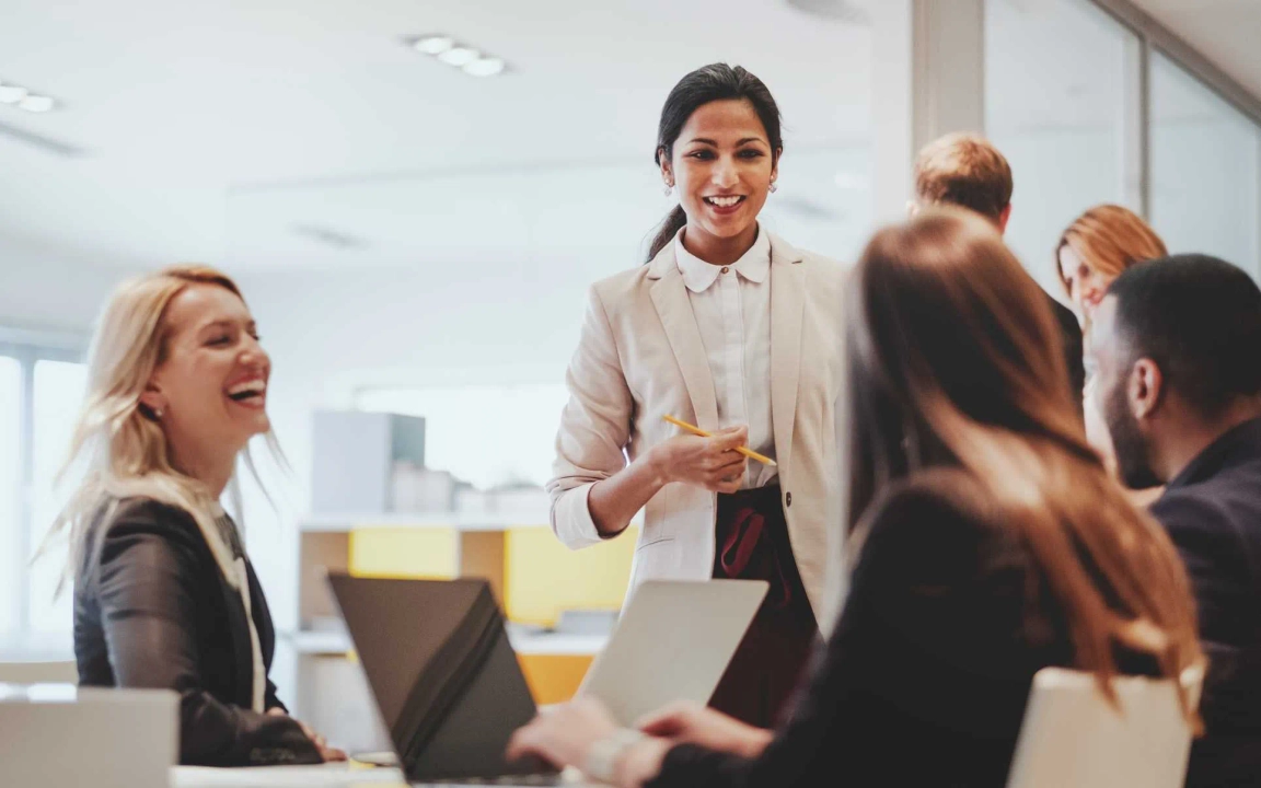 women working together