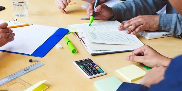 Thumbnail image for 10 tips to get you through your final year at university