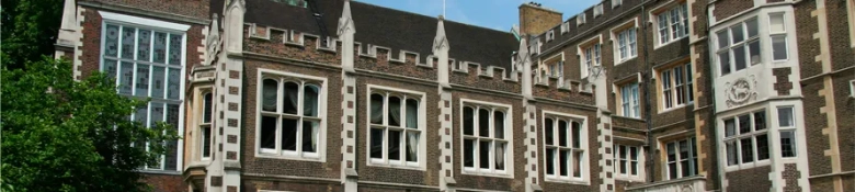 Picture depicts a couryard at middle temple